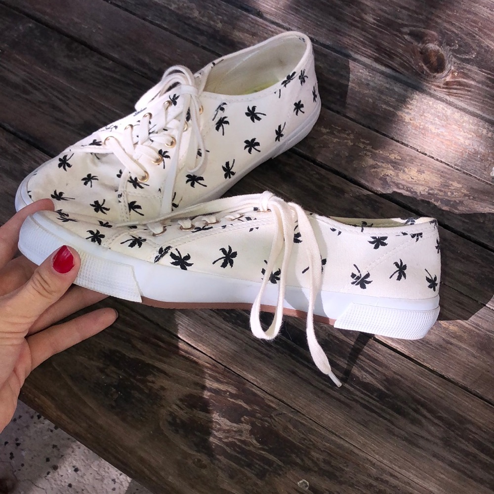 OLD NAVY off white palm tree shoes